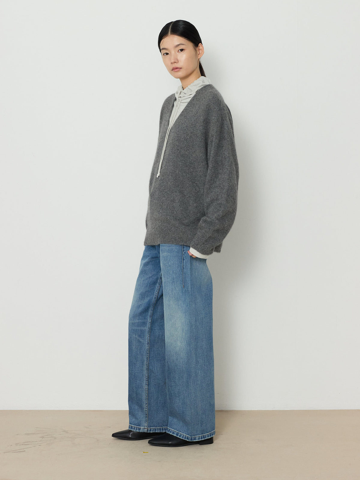SALT WASHED STRAIGHT DENIM PANTS [MEDIUM BLUE] 15