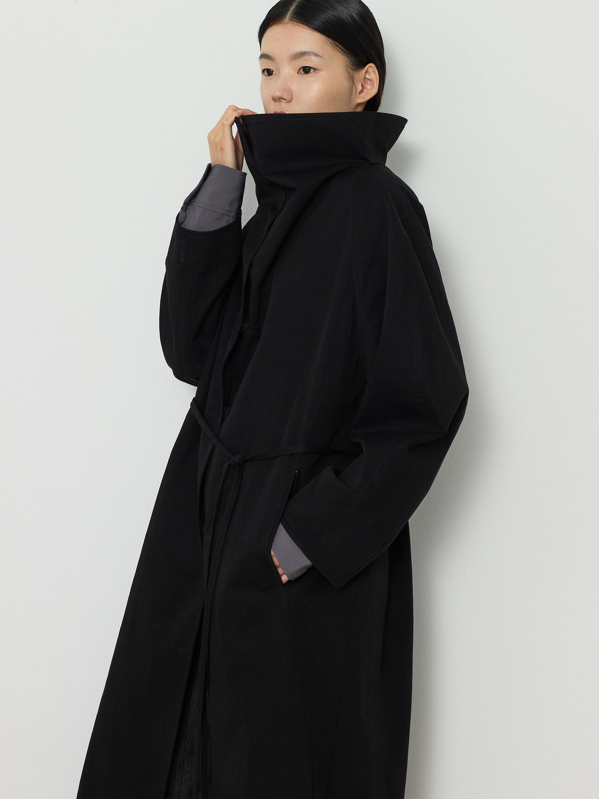 HIDDEN BUTTON LONG TRENCH COAT [BLACK] 6
