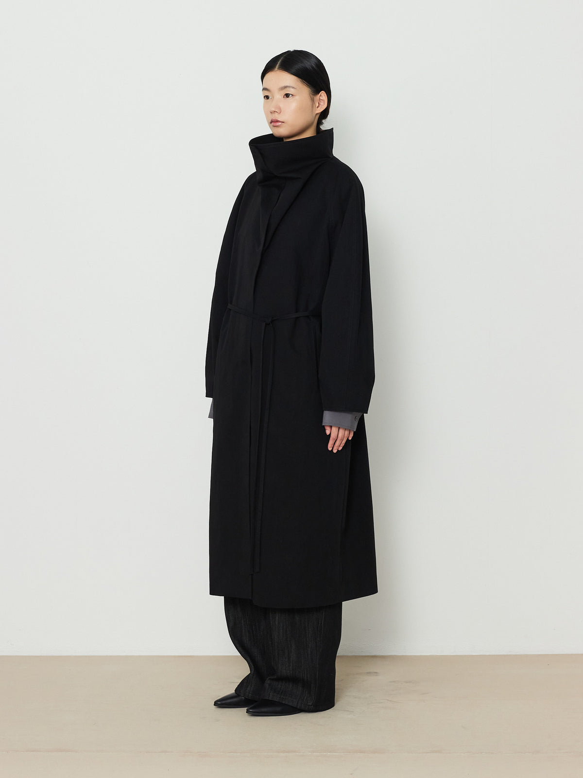 HIDDEN BUTTON LONG TRENCH COAT [BLACK] 2