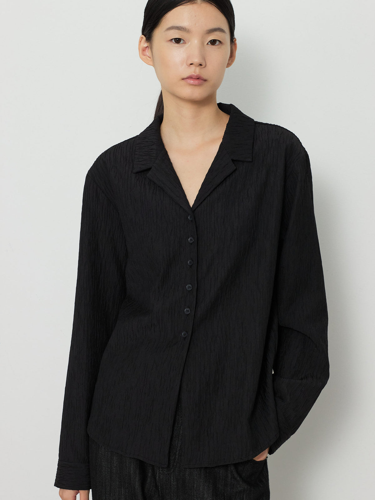 OPEN COLLAR PLEATS SHIRTS [BLACK] 4