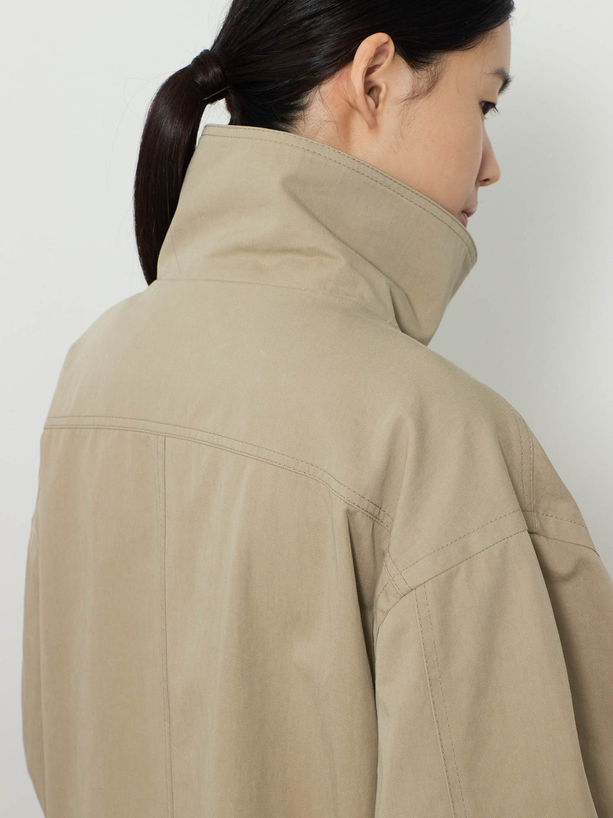 HIDDEN BUTTON HALF TRENCH COAT [BEIGE] 13