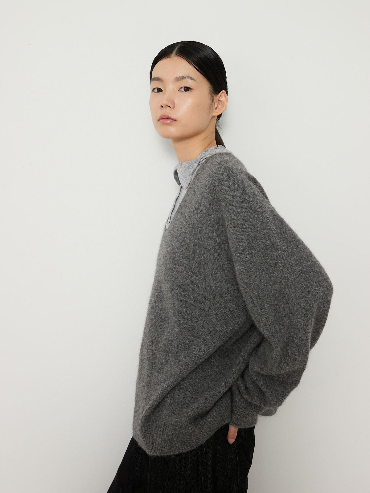 DEEP V-NECK BLEND KNIT [GRAY] 8