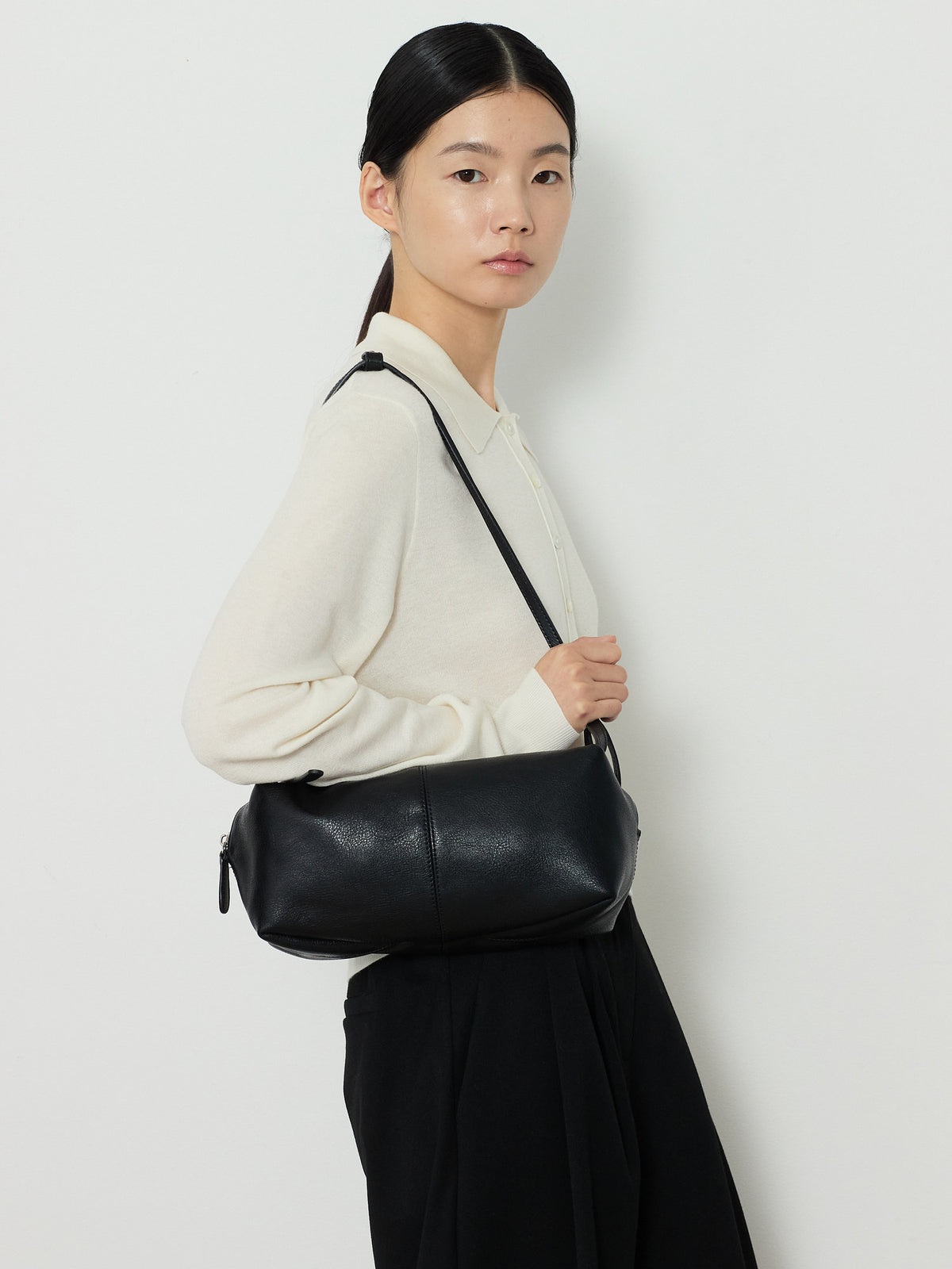 DOUBLE STRAP LEATHER BAG [BLACK] 4