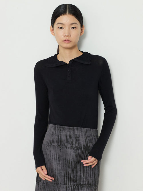 BUTTON TURTLENECK TOP [BLACK]