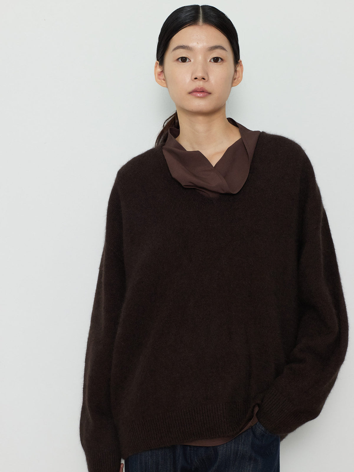 DEEP V-NECK BLEND KNIT [BROWN] 6