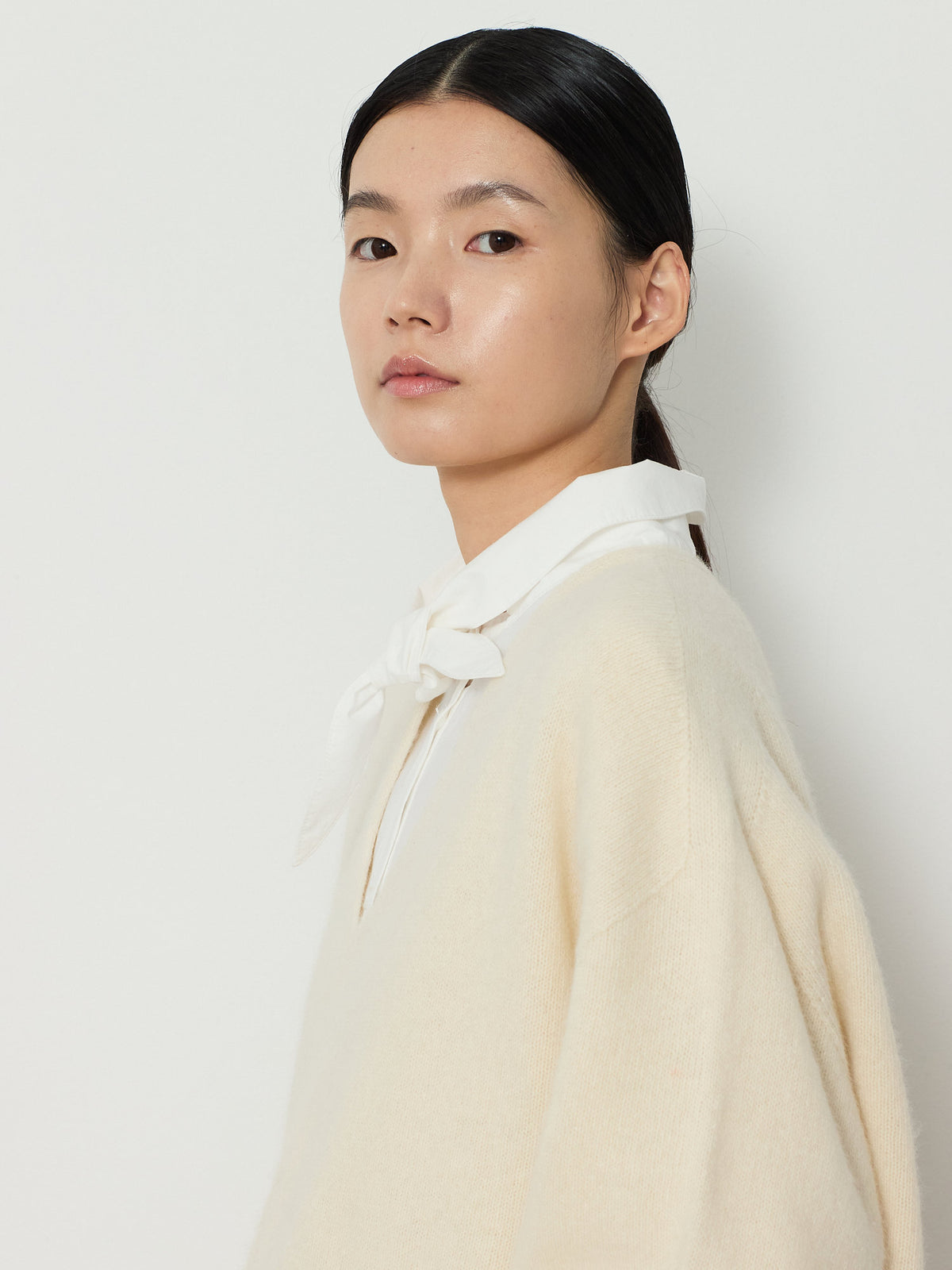 DEEP V-NECK BLEND KNIT [CREAM] 6
